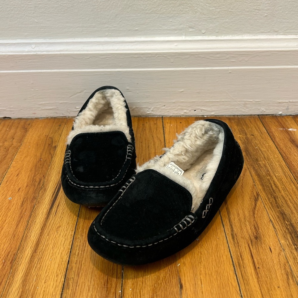UGG Women’s Ansley Slippers Black Size 6